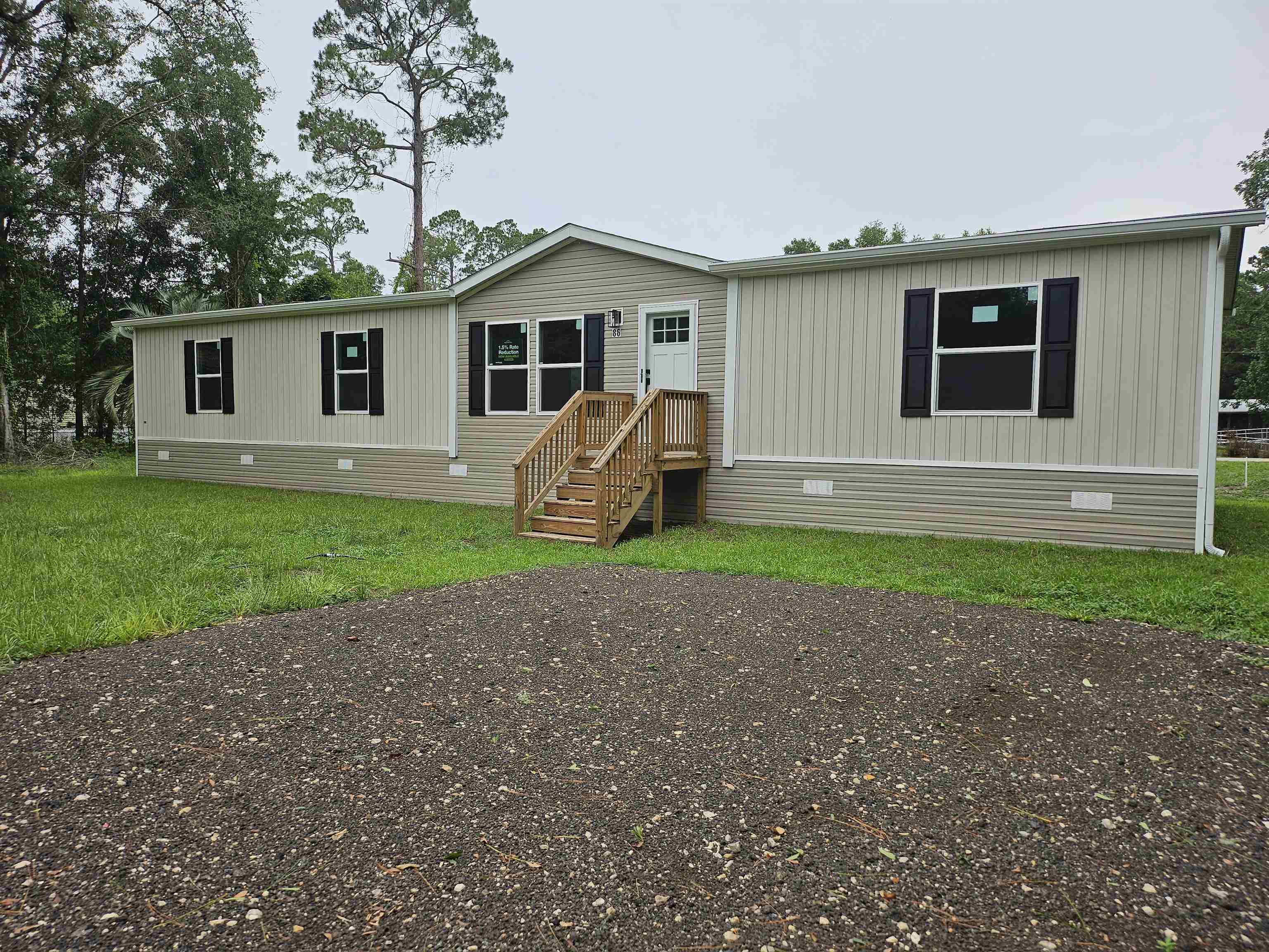 Property Photo: 86 Estelle Drive FL 32327