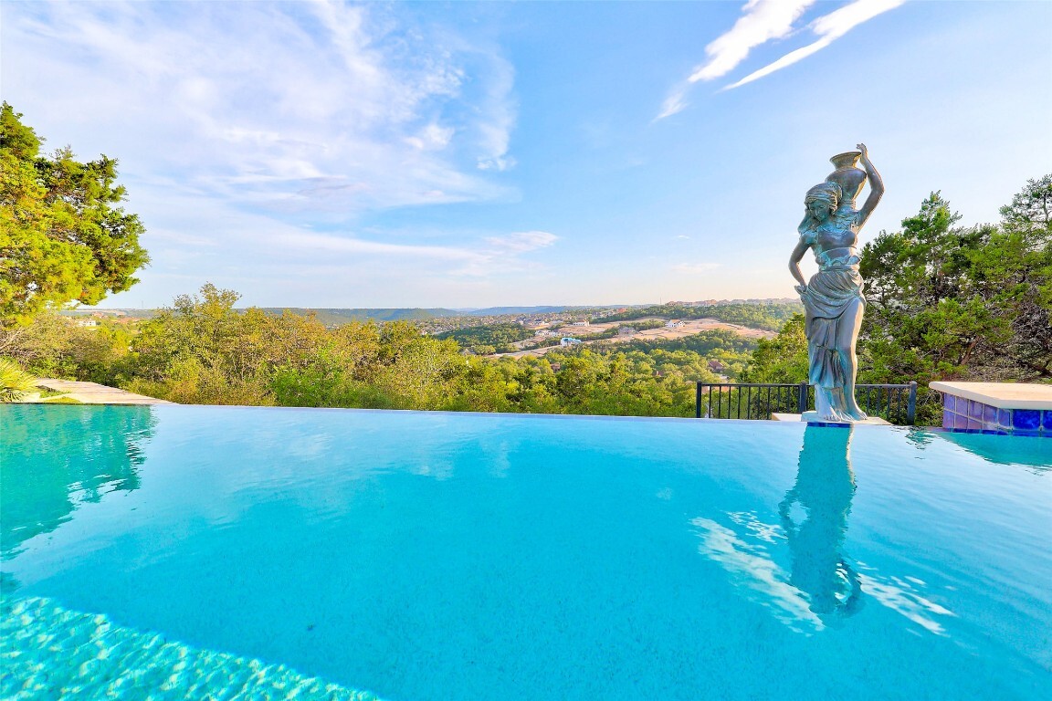 Property Photo: 1500 El Cielo TX 78641