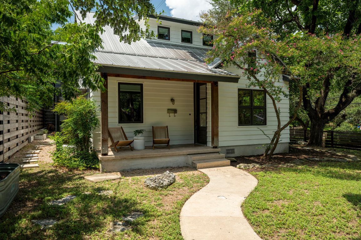 913 Christopher Street  Austin TX 78704 photo