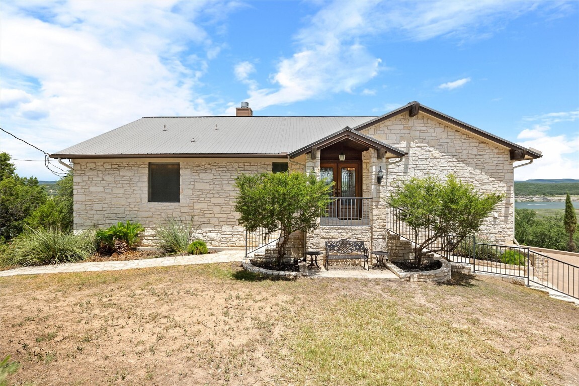 Property Photo: 21514 Mount View Drive TX 78645