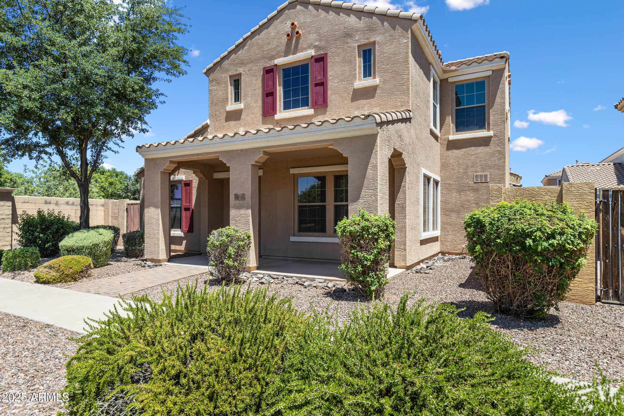 2076 S Seton Avenue  Gilbert AZ 85295 photo