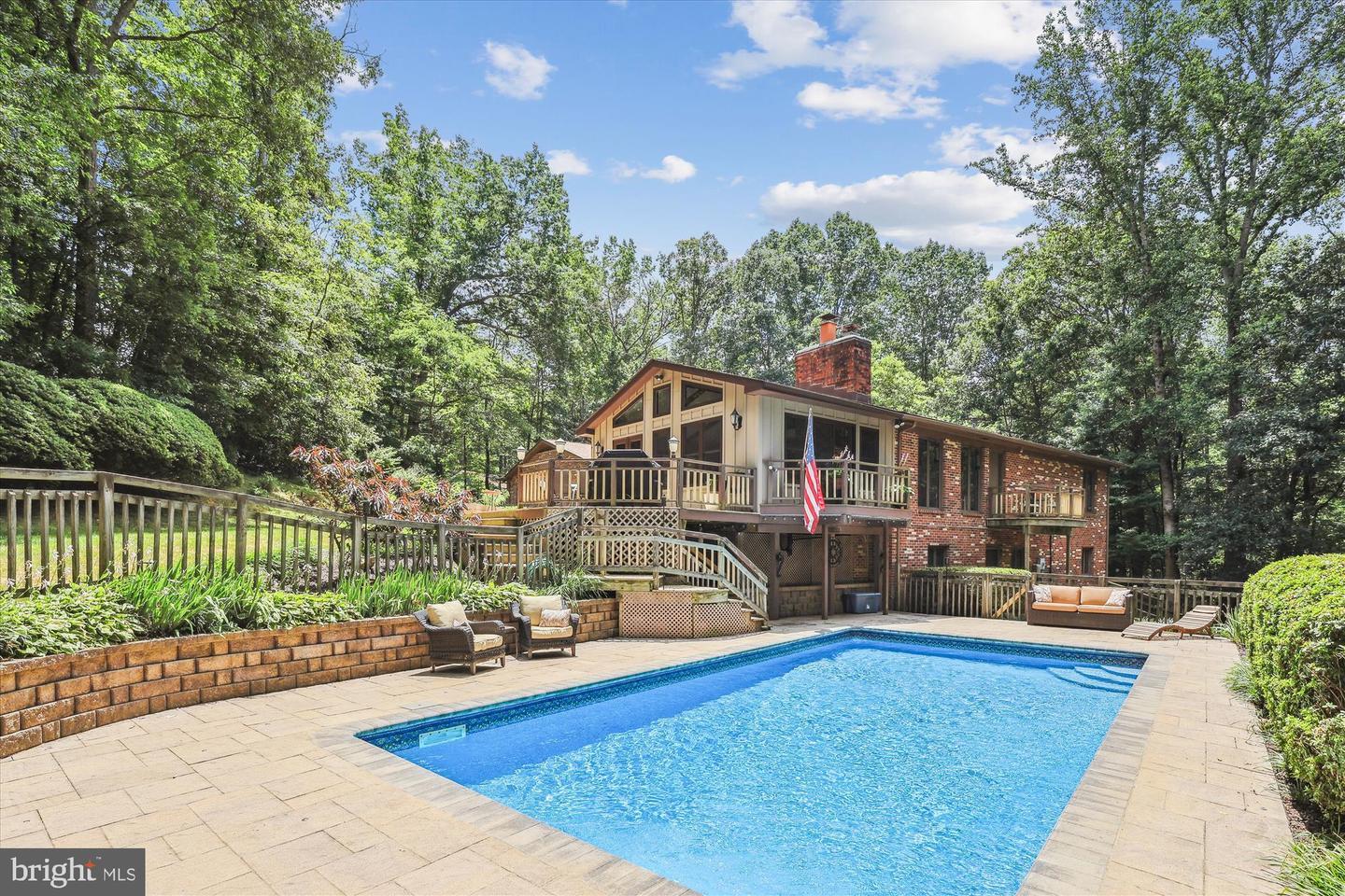 Property Photo:  6368 Yates Ford Road  VA 20111 