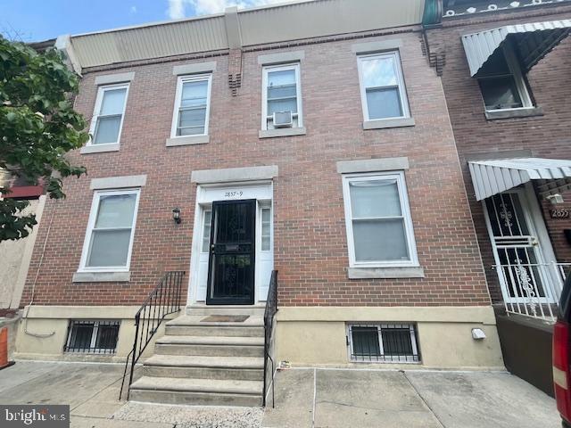 Property Photo: 2857 N Garnet Street 59 PA 19132