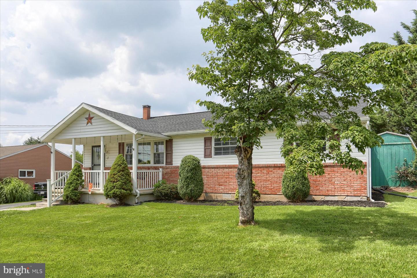 Property Photo:  7 Stephen Road  PA 17011 