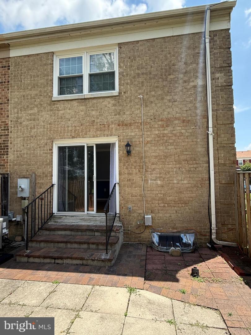 Property Photo:  6460 Franconia Court  VA 22150 