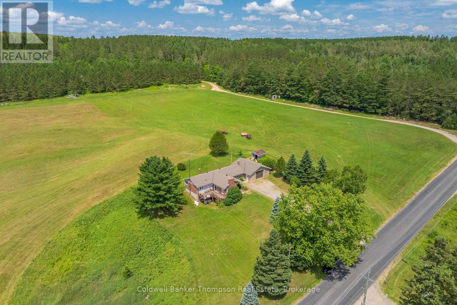 Property Photo: 832 Chetwynd Road ON P0A 1C0