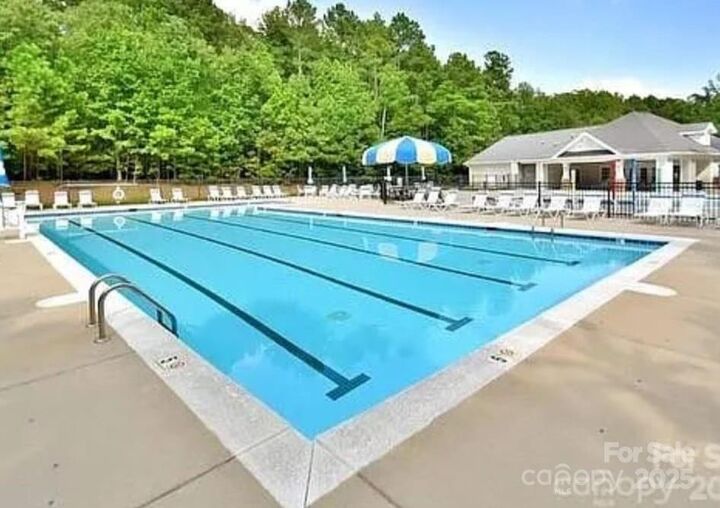 Property Photo:  2015 Savannah Hills Drive  NC 28105 