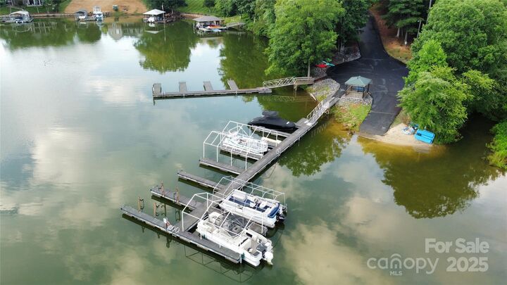 Property Photo:  51 Windsor Drive  NC 28681 