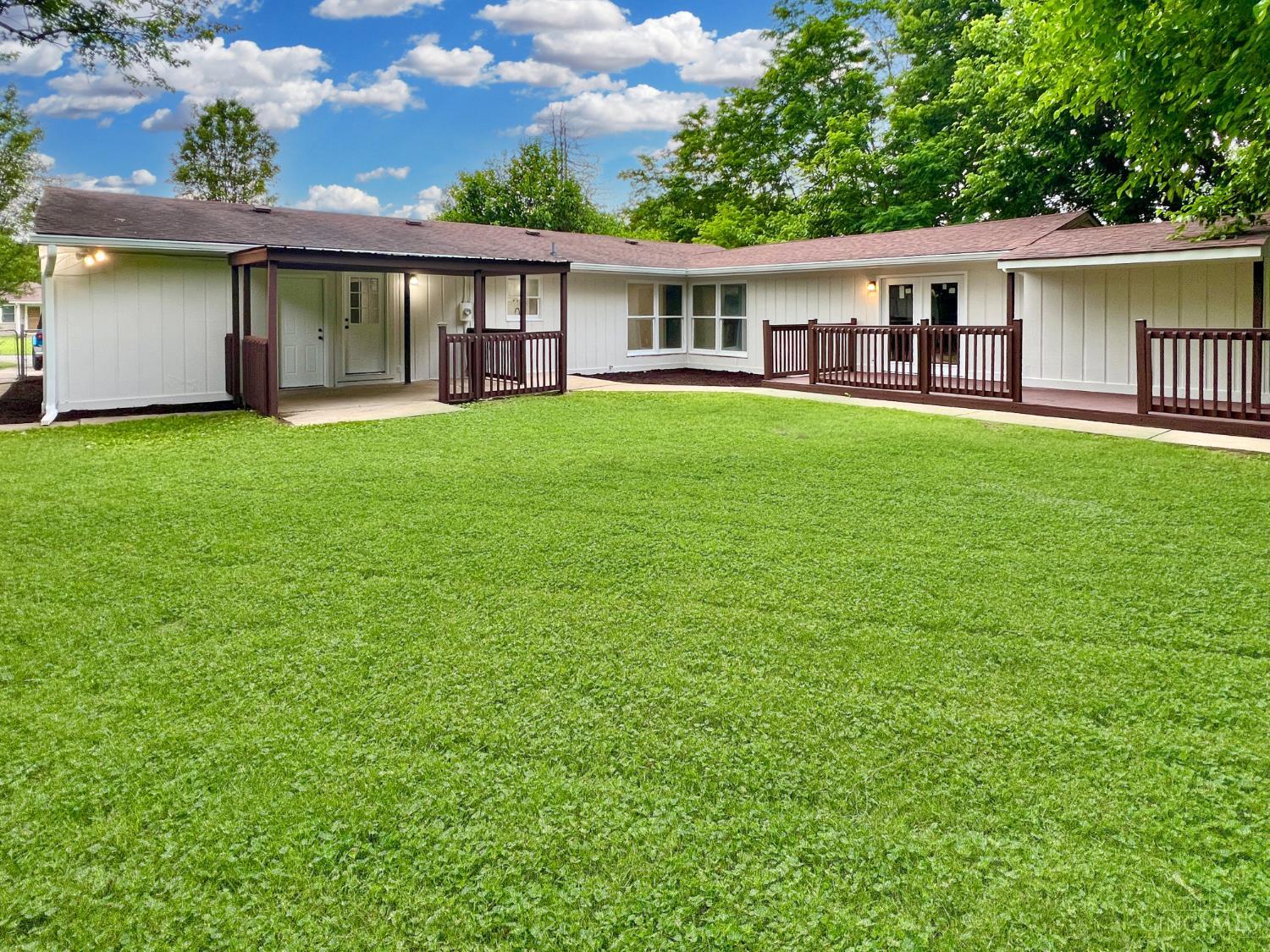 Property Photo:  176 Lakeview Drive  OH 45044 
