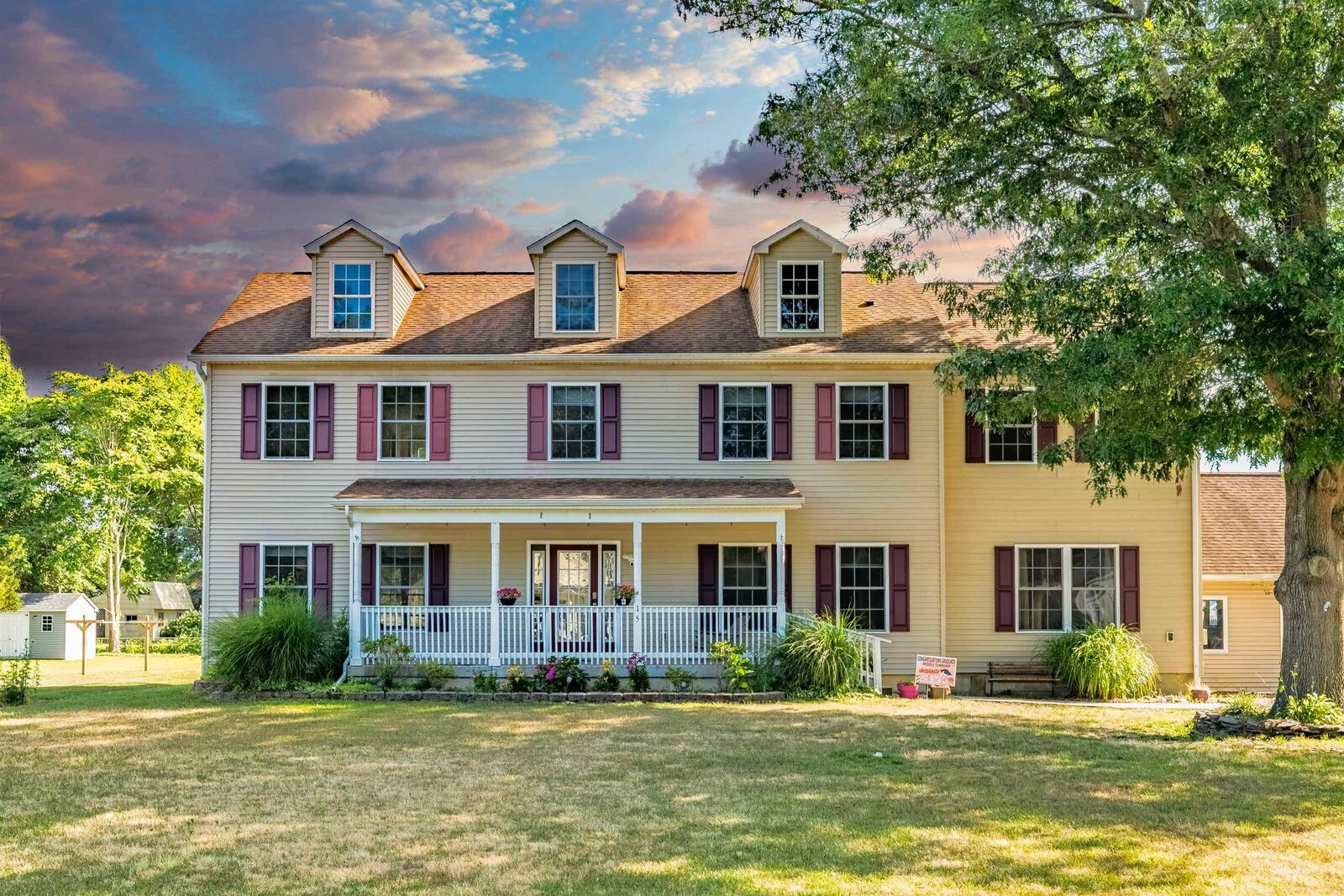 Property Photo:  15 4th  NJ 08210 