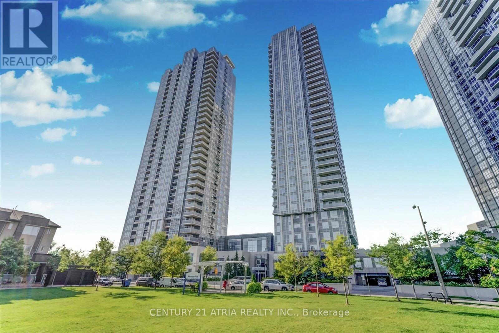Property Photo: 255 Village Green Square 3303 ON M1S 0L7