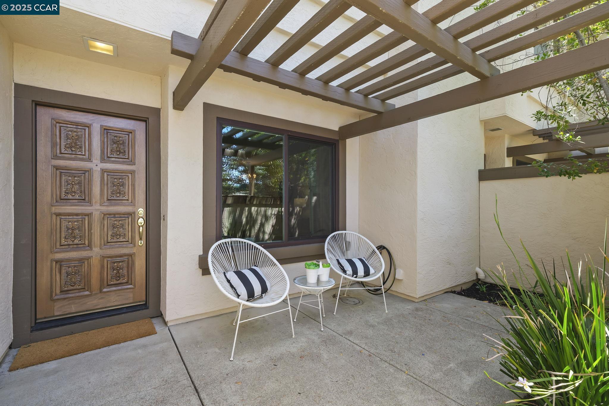 Property Photo: 502 Churchill Downs Court CA 94597