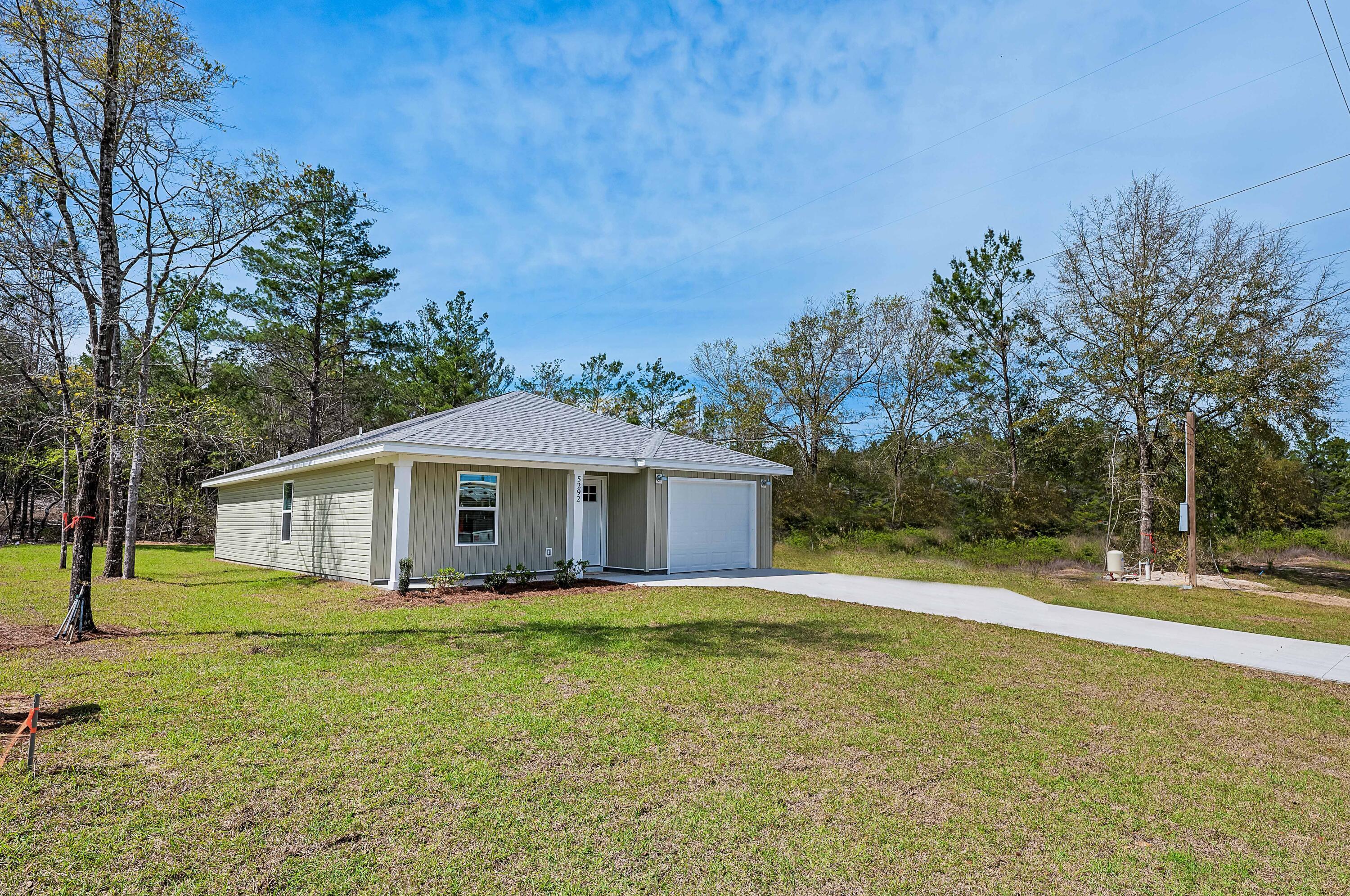 Property Photo: 5327 B Kervin Road FL 32539