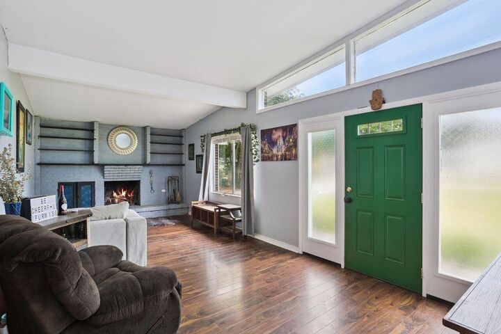 Property Photo: 132 NE Walton Drive FL 32548