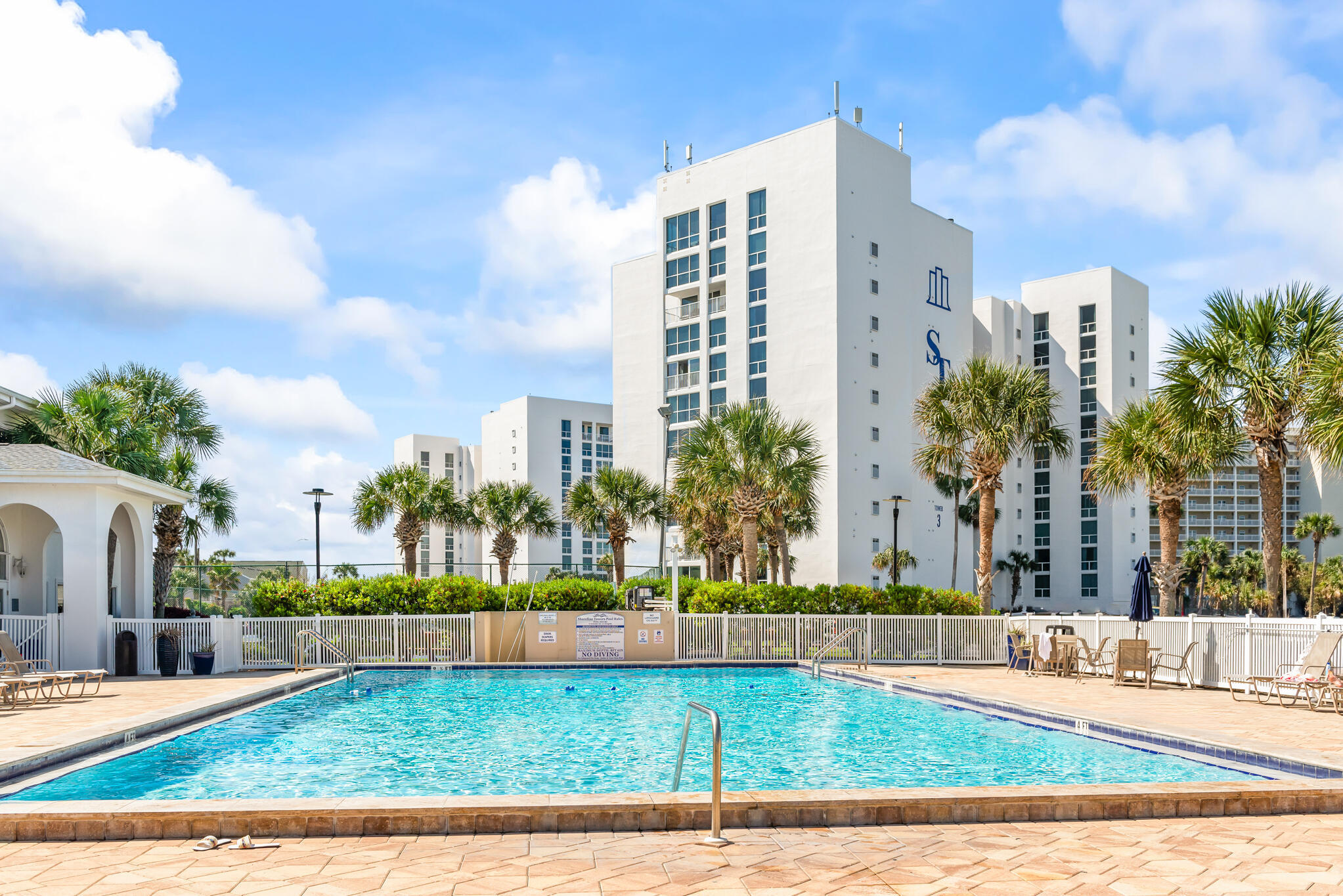 Property Photo:  900 Gulf Shore Drive 2082  FL 32541 