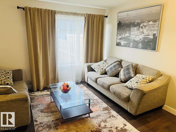 Property Photo:  6 Abbey Road  AB T8H 0V6 