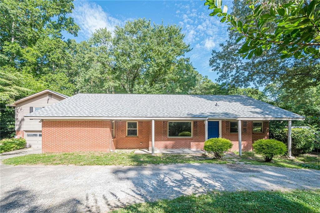 Property Photo: 151 Ridgeway Road GA 30114