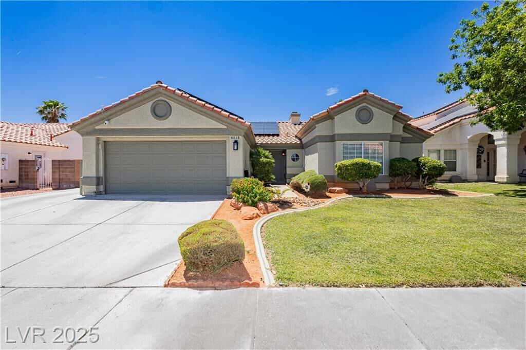 Property Photo: 4813 West Virginia Falls Lane NV 89130