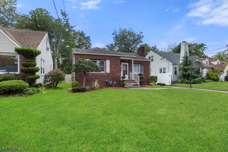 Property Photo: 1436 E Front St NJ 07062