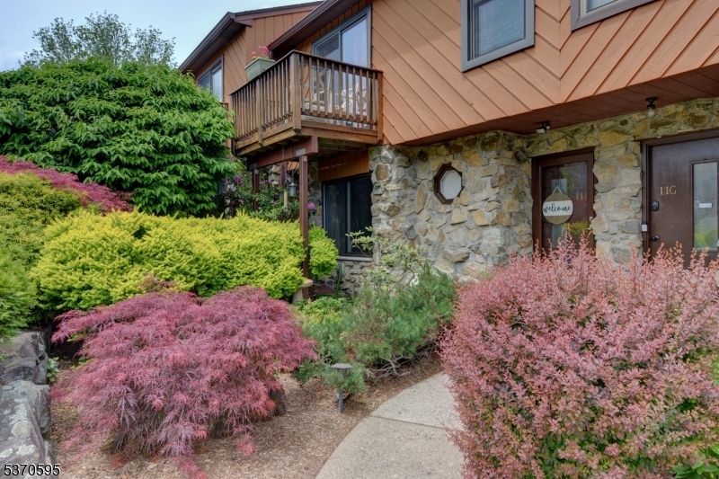 11 Brookside Hts  Wanaque Boro NJ 07465 photo