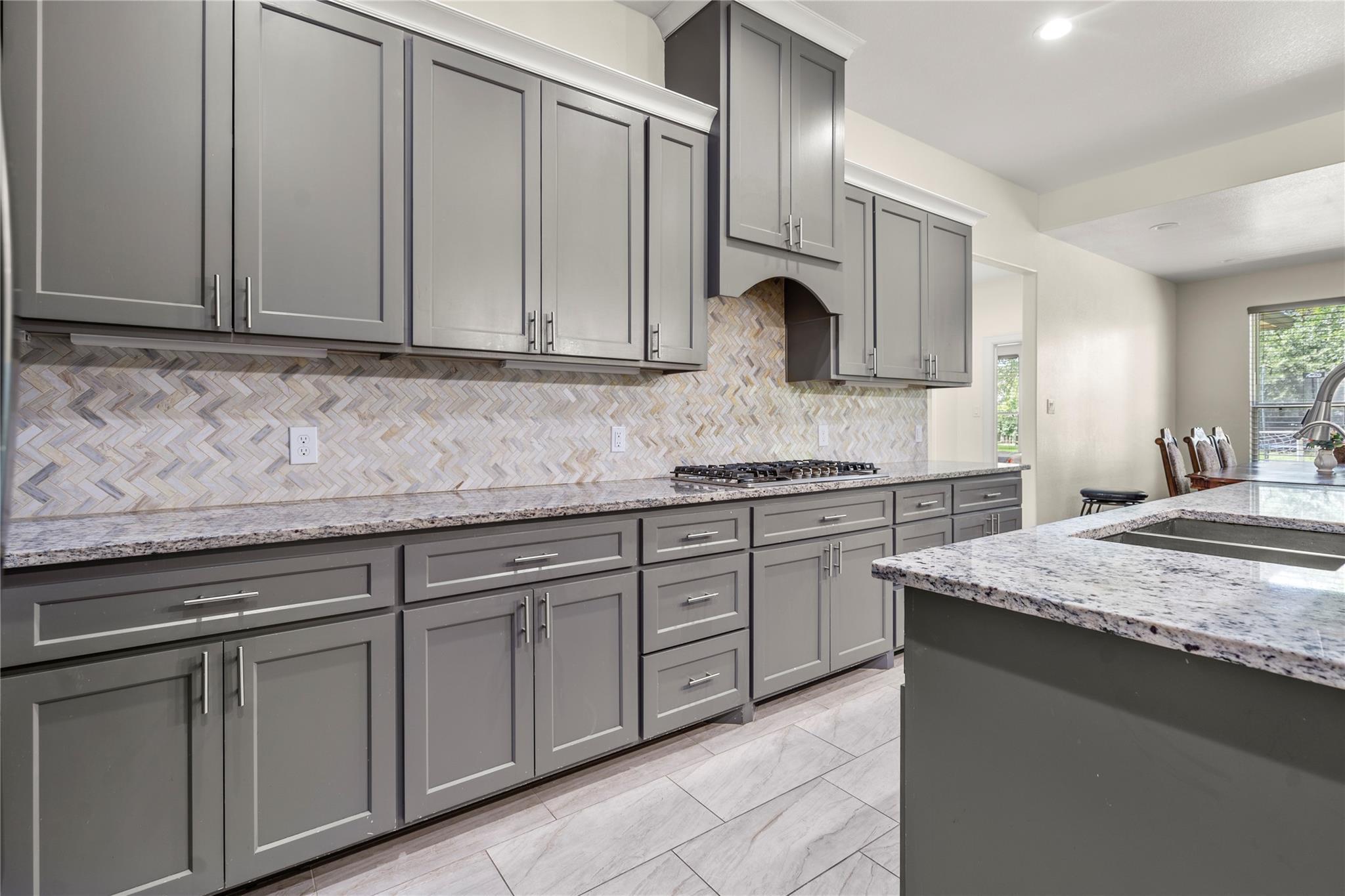 Property Photo: 11202 Indian Trails TX 77375