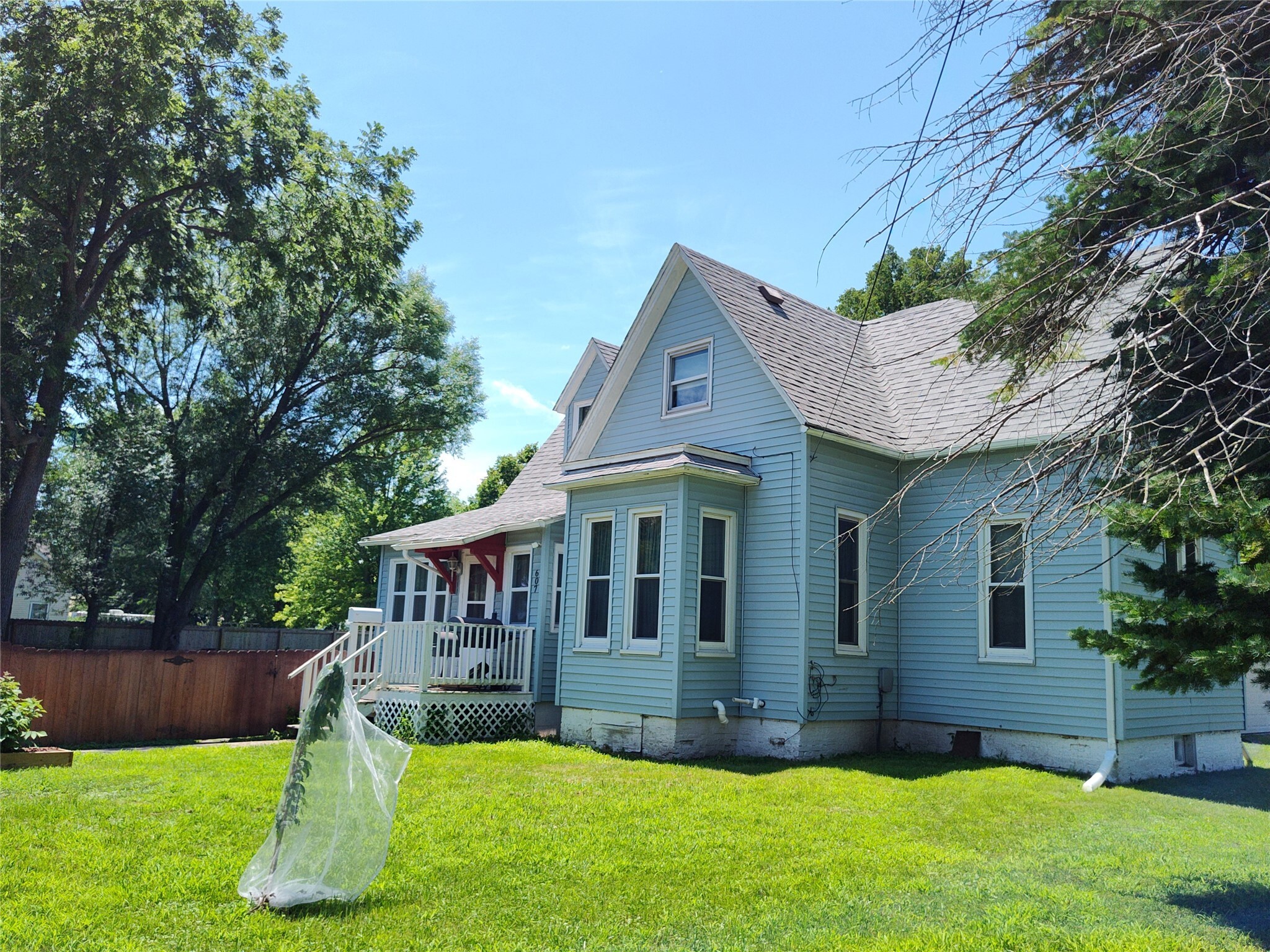 Property Photo: 607 Clay Street IA 50036