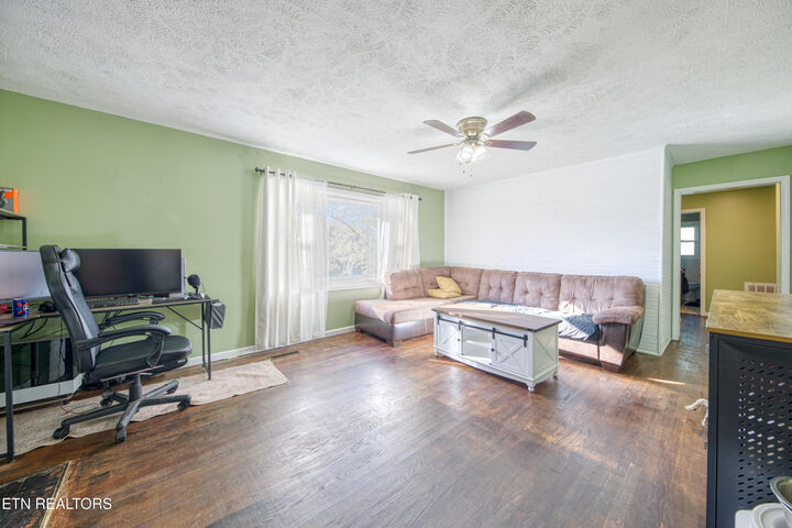 Property Photo: 1515 Charles Drive TN 37918