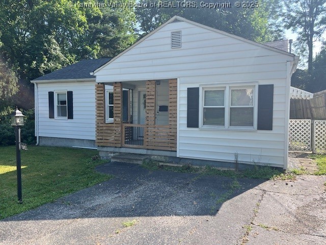 934 Village Drive  South Charleston WV 25309 photo