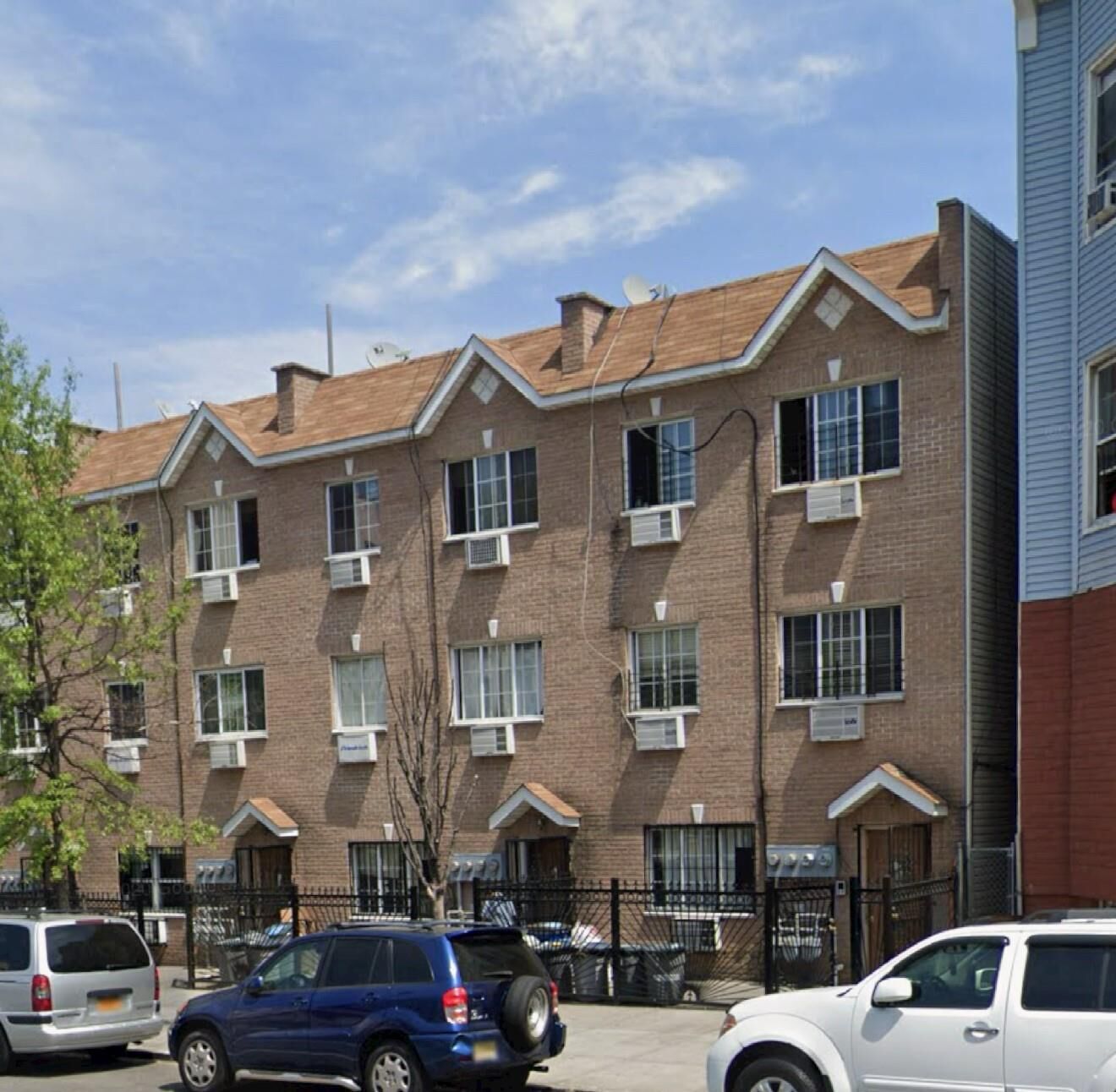 Property Photo:  1236 Prospect Avenue 1A  NY 10459 