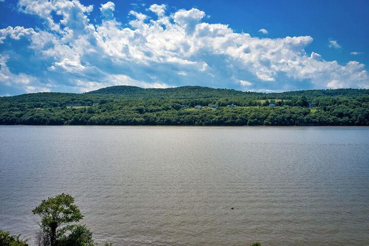 Property Photo:  66 River Road  NY 12538 
