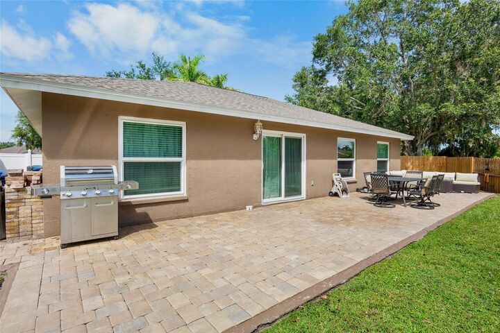 Property Photo: 2761 Feiffer Circle FL 34235
