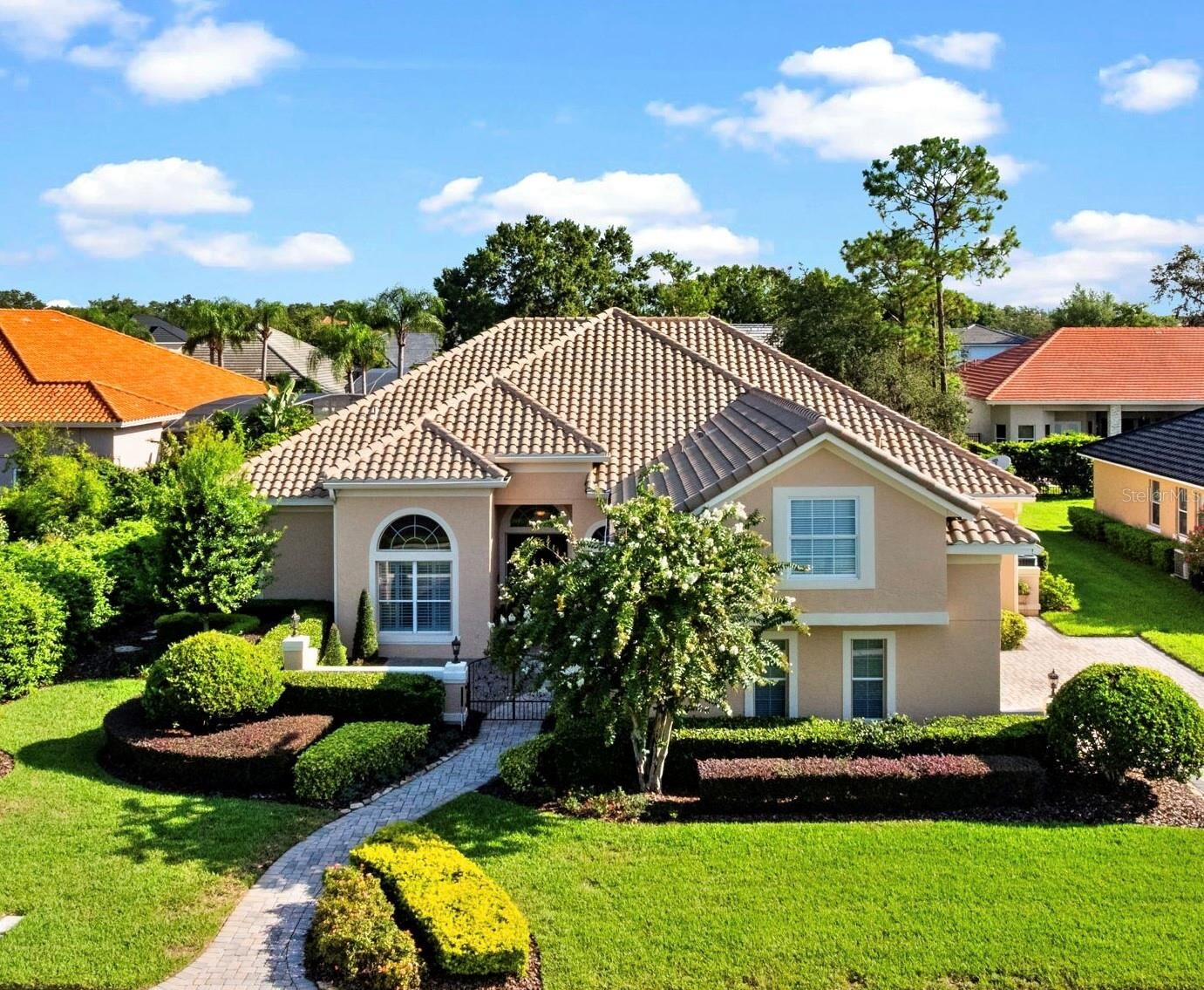 Property Photo:  8974 Grey Hawk Point  FL 32836 