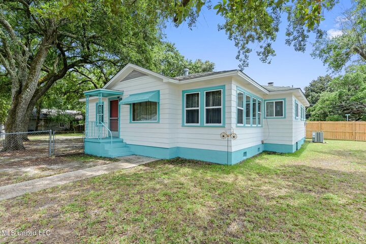 835 Woodward Avenue  Gulfport MS 39501 photo