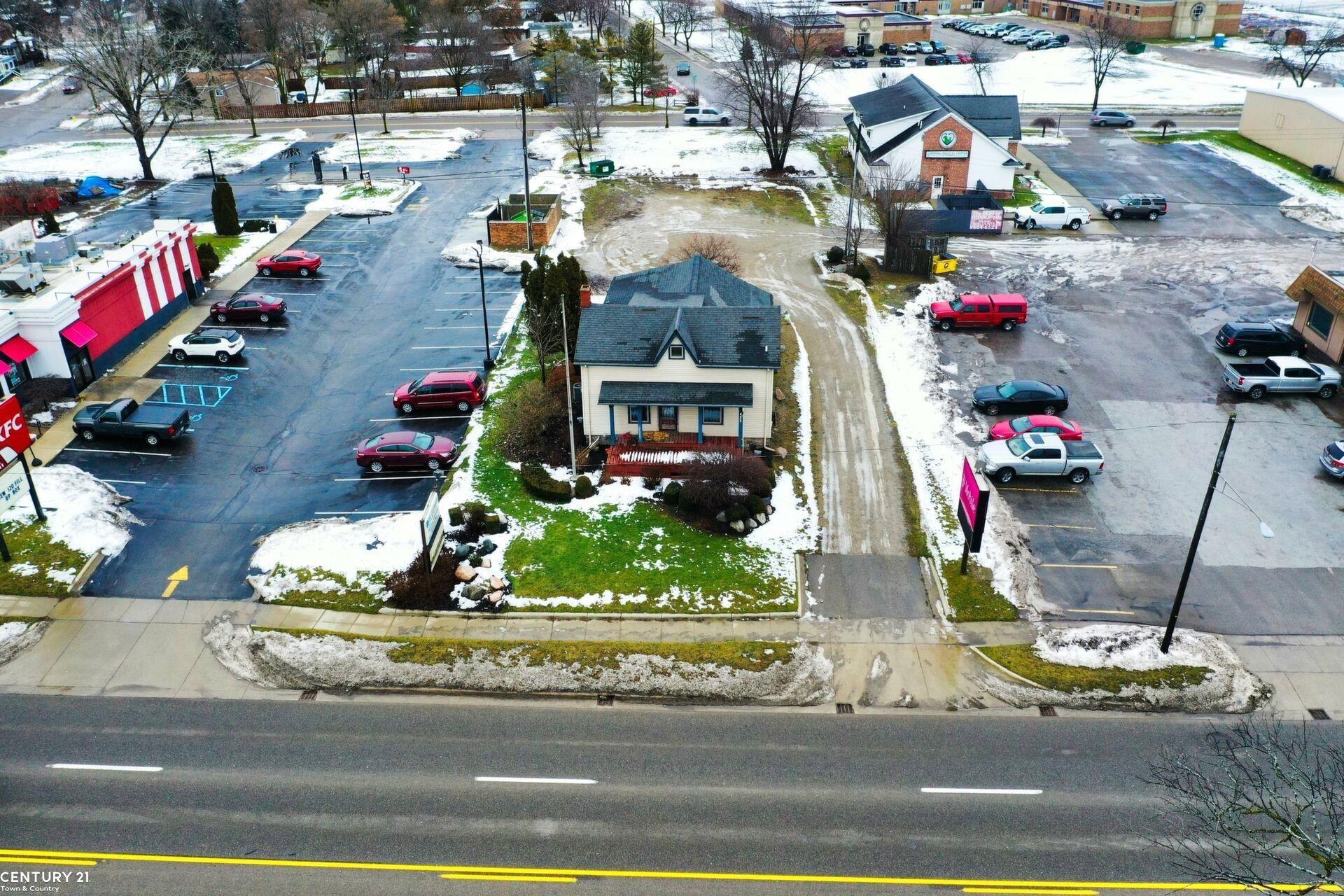 457 S Main Street  Lapeer MI 48446 photo