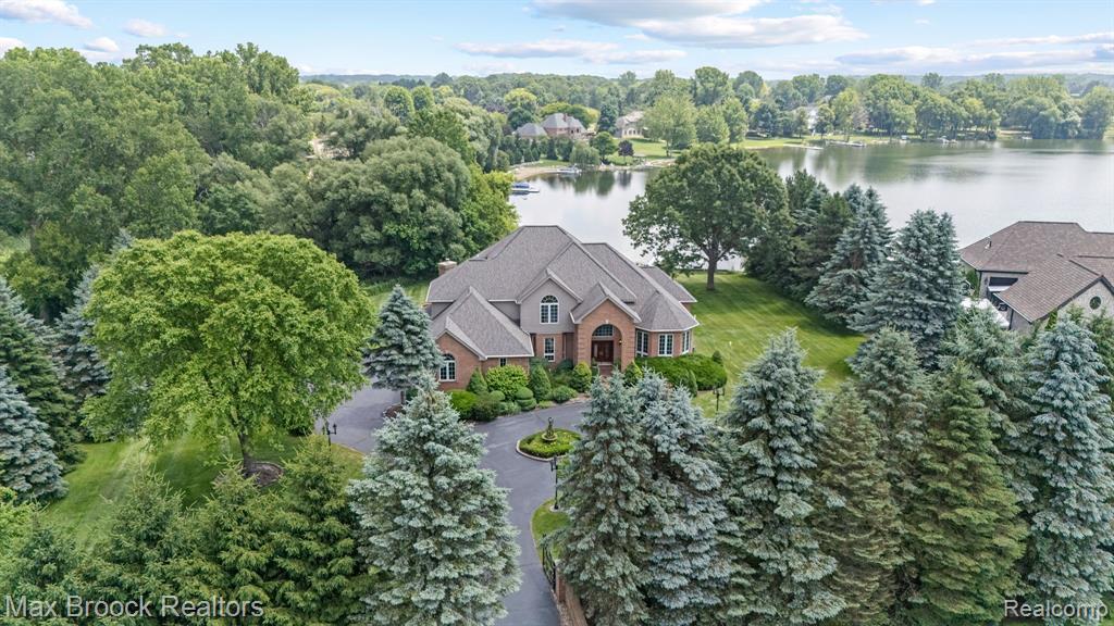 519 Hawksmoore Drive  Clarkston MI 48348 3688 photo