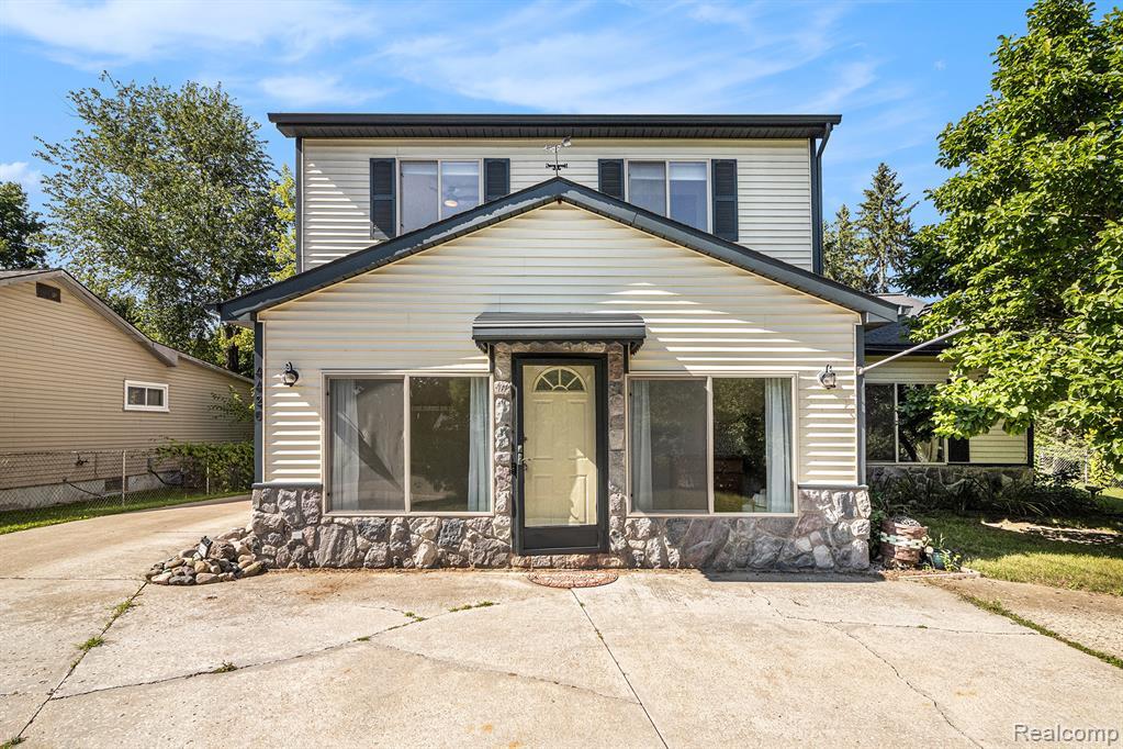 4420 Pinedale Avenue  Clarkston MI 48346 3833 photo