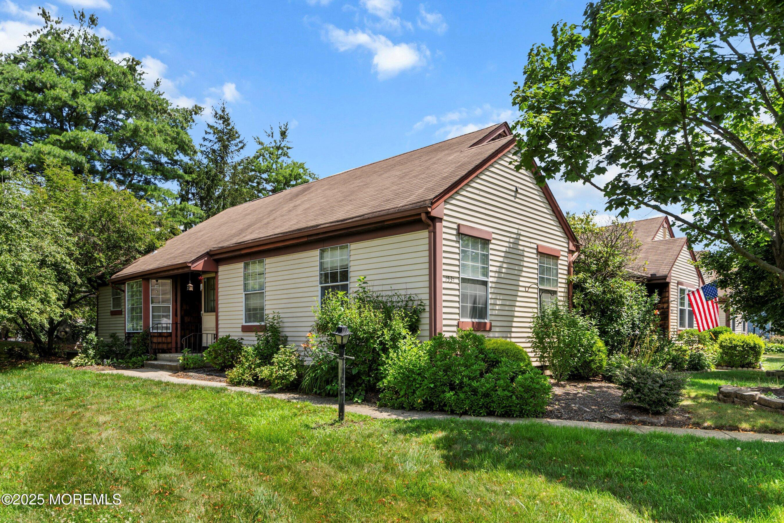 153D Concordia Circle  Monroe NJ 08831 photo