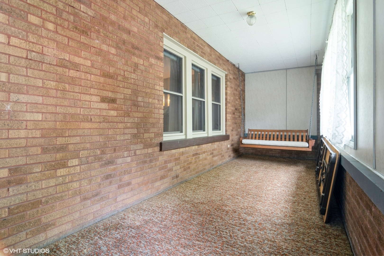 Property Photo: 6919 N Overhill Avenue IL 60631