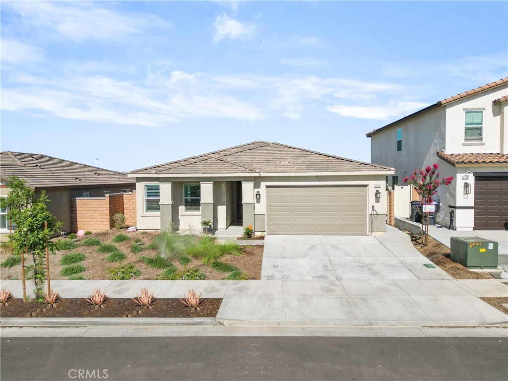 25541 Buckeye Meadow Lane  Homeland CA 92548 photo