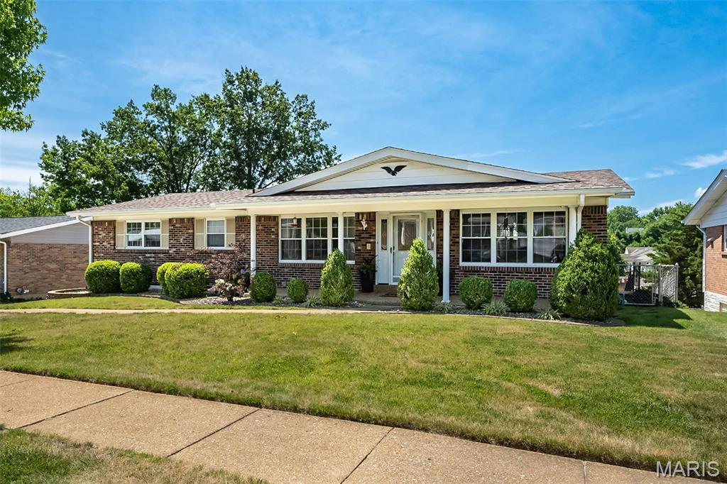 Property Photo: 3228 Hedgetree Lane MO 63129