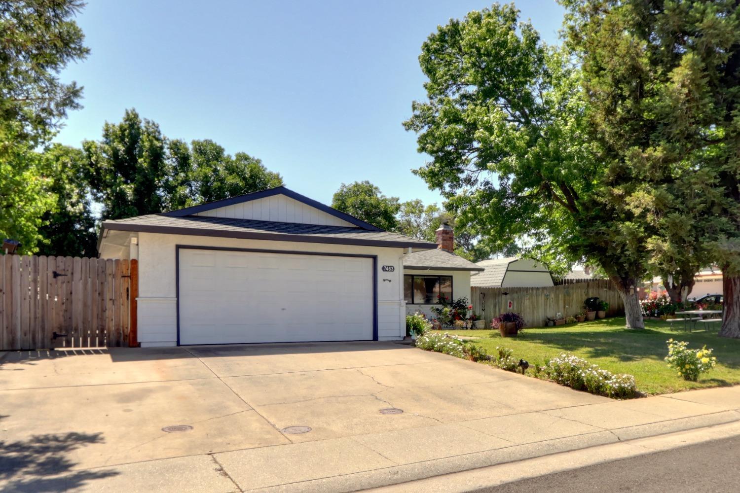 Property Photo:  7463 Versailles Way  CA 95842 