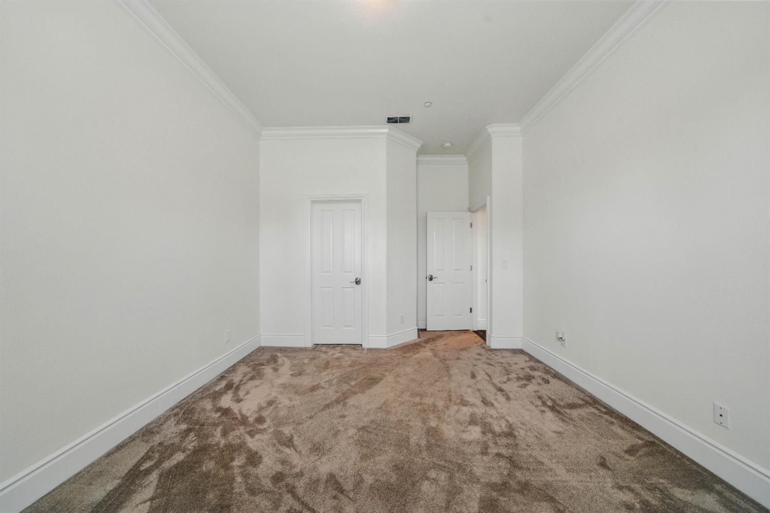 Property Photo: 9400 Crossrail Drive CA 95693