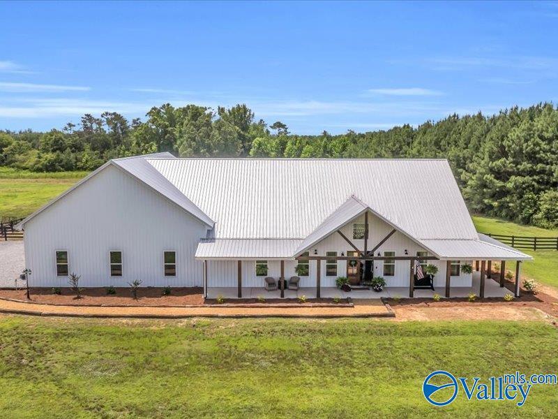 Property Photo:  1280 County Road 395  AL 35744 