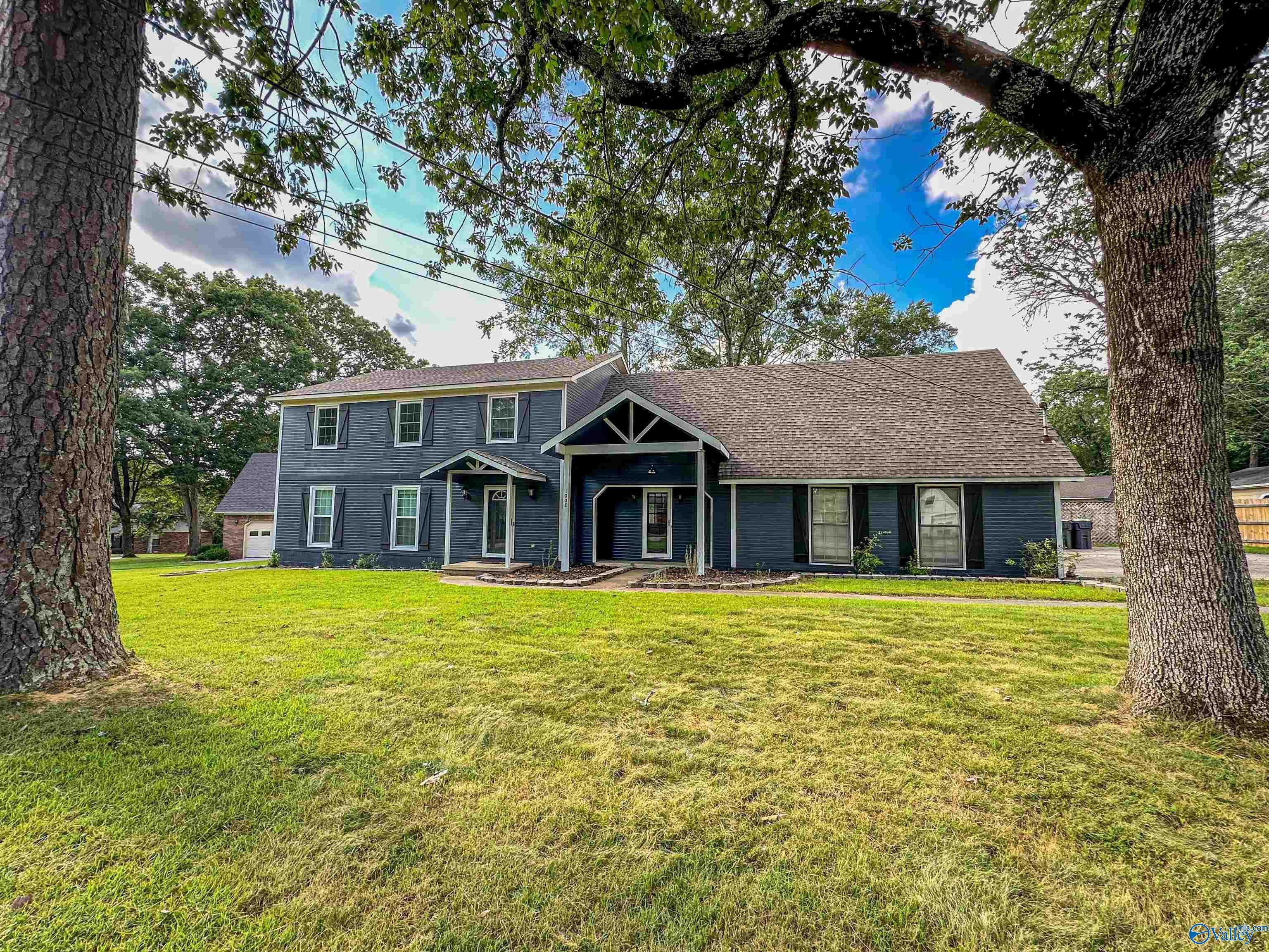 1008 Way Thru The Woods  Decatur AL 35603 photo