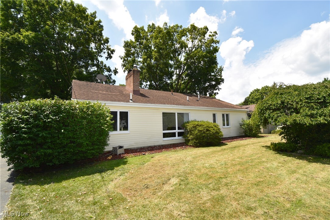 Property Photo: 1991 Cover Drive OH 44514