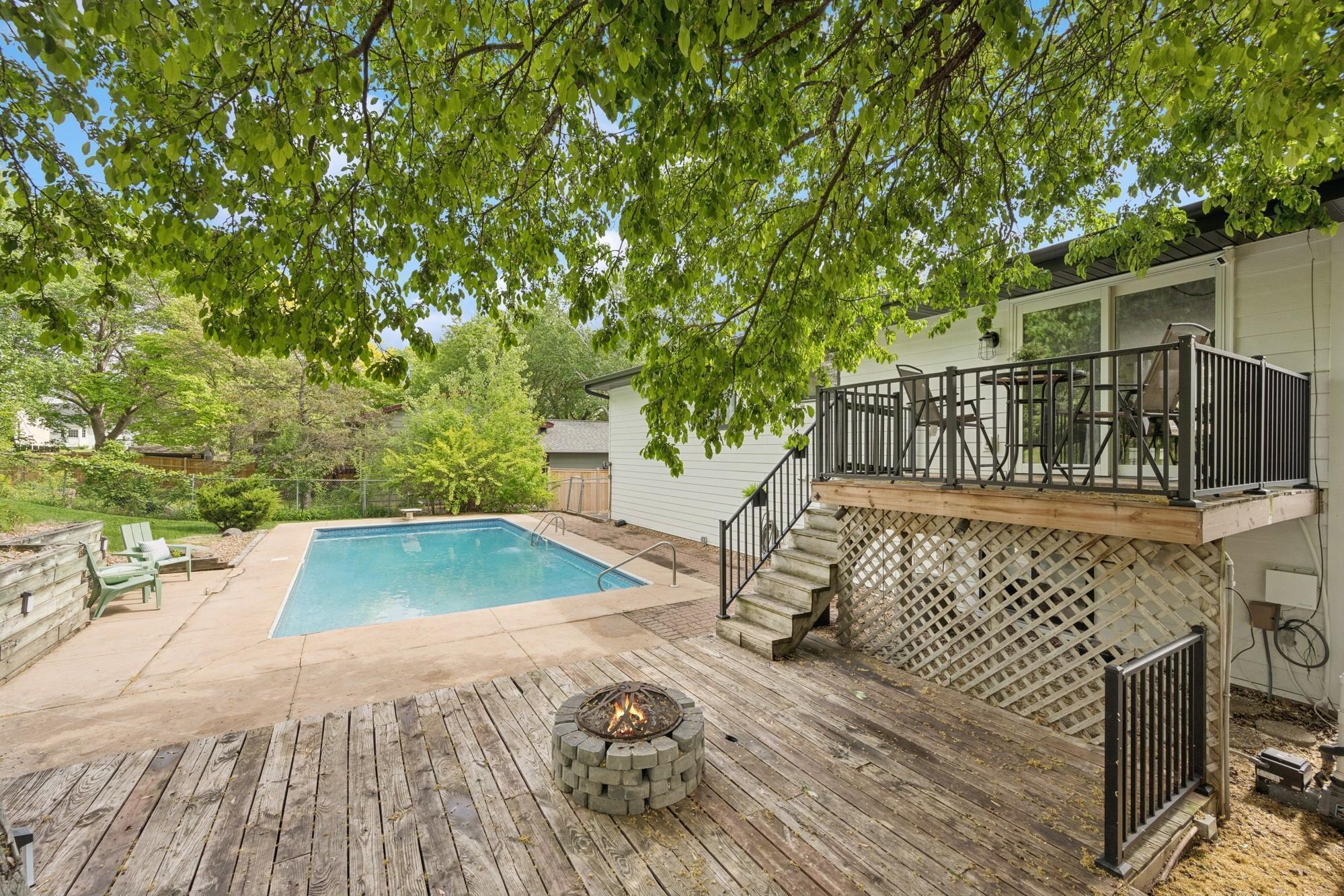 Property Photo: 3870 Harbor Lane N MN 55446