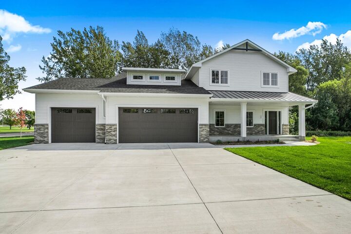 Property Photo:  904 13th Avenue N  MN 56377 