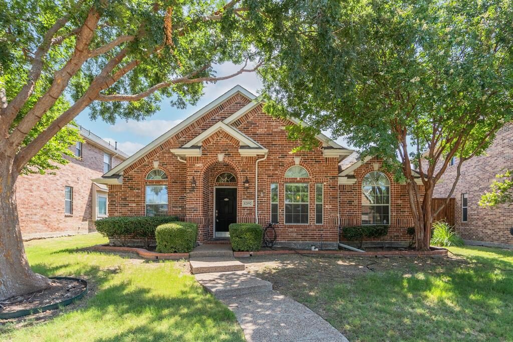 Property Photo: 12192 Cardinal Creek Drive TX 75033