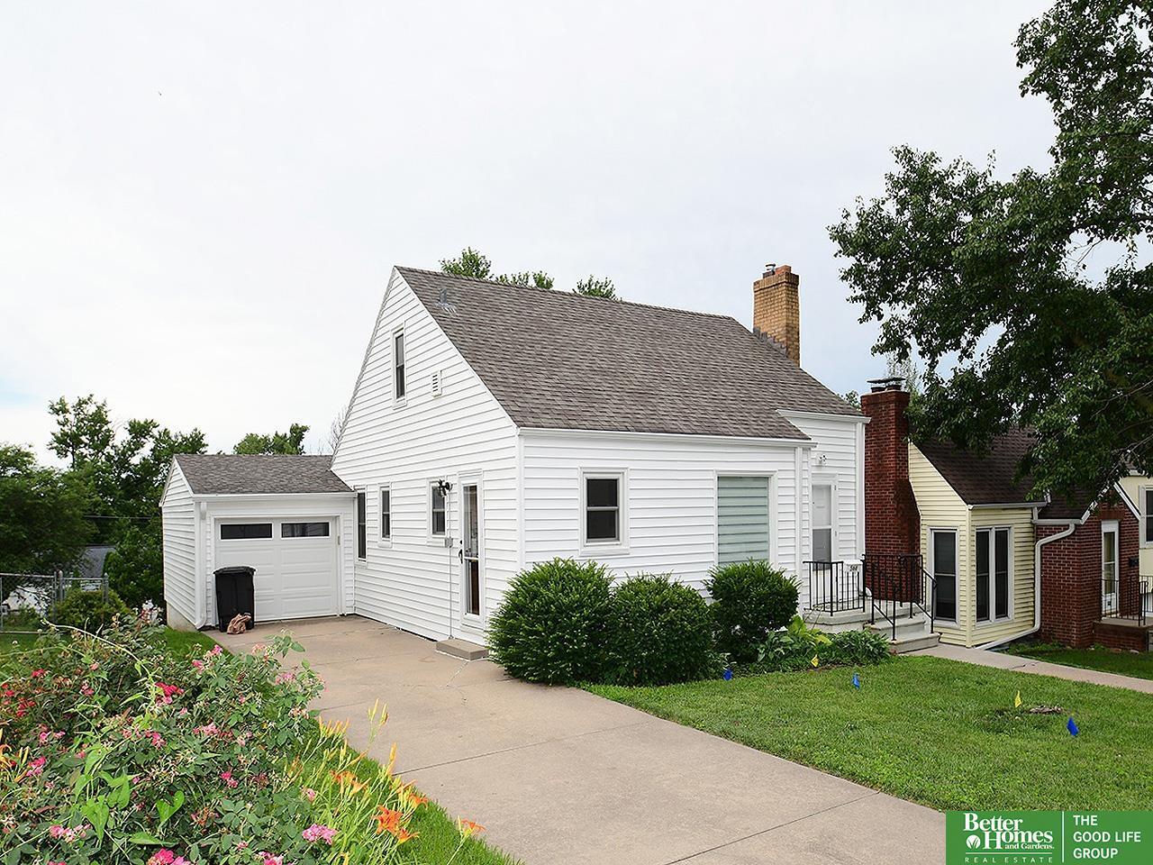 Property Photo:  5611 Hickory Street  NE 68106 