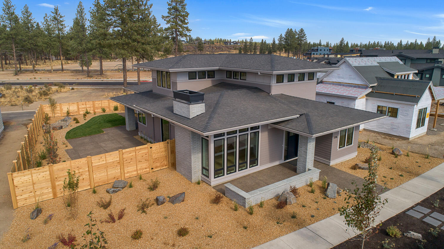 Property Photo: 3186 NW Strickland Way OR 97703